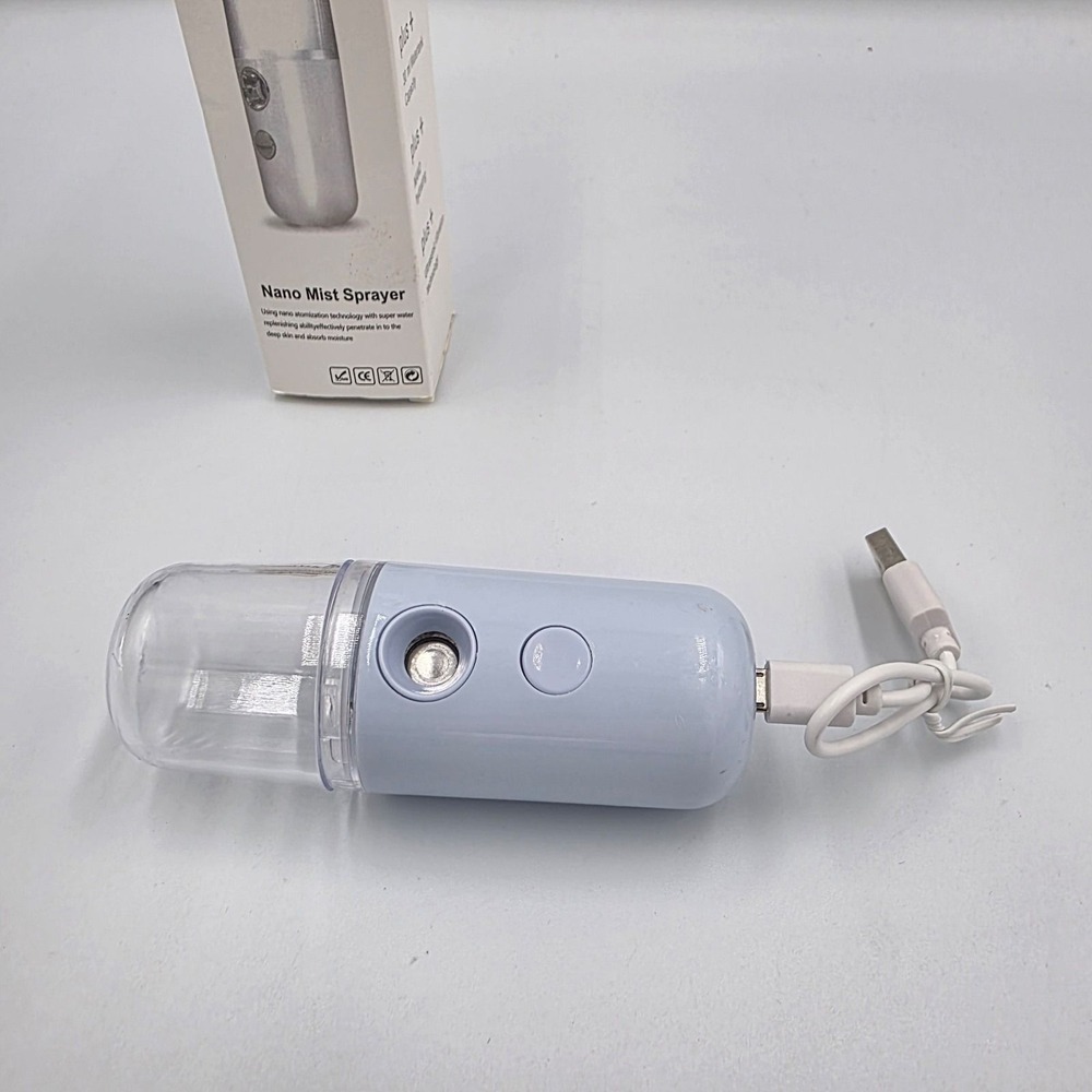 USB Nano Facial Mister Handy Cool Mist Spray Machine Face Hydration Sprayer - Picture 2 of 6